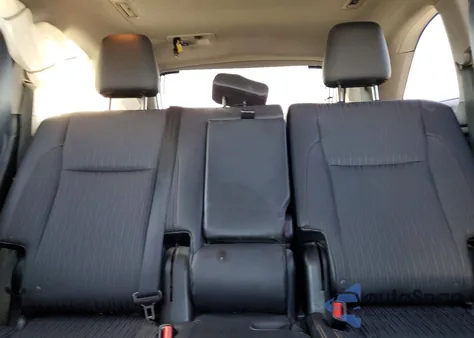 2016 Toyota Highlander Le z USA, uszkodzony, nr VIN 5TDBKRFH5GS243668